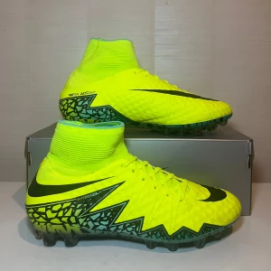 Nike Hypervenom - Nike Hypervenom Phantom 2 AG Elite ”Spark Brilliance”🎄, Skick- 9.5/10