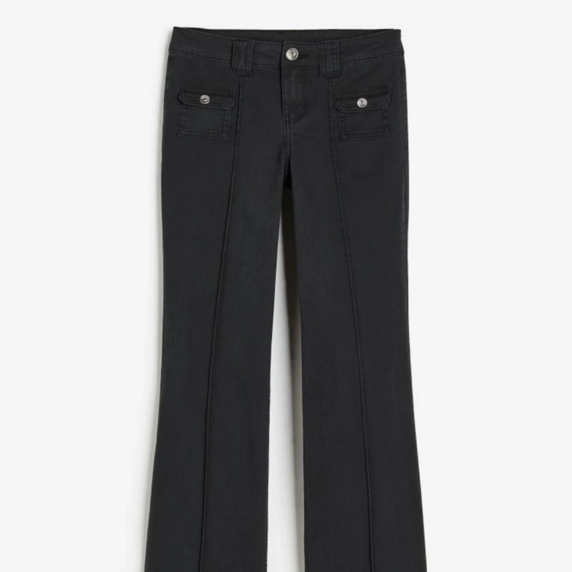 Utsvängda byxor H&M