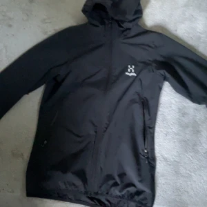 Haglöfs jacka  - Hej säljer min Haglöfs jacka då den inte andvänds mer