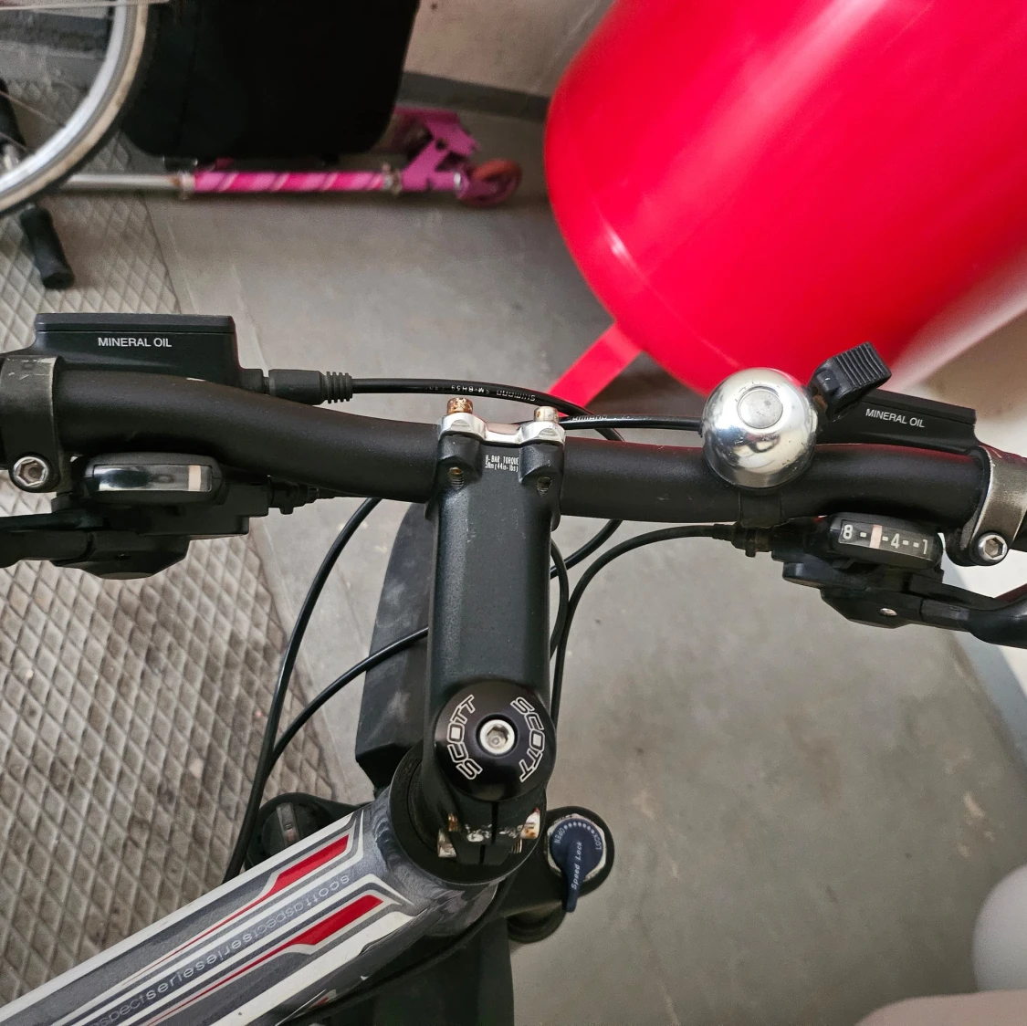 SCOTT CYCKEL  FYND ! - 93