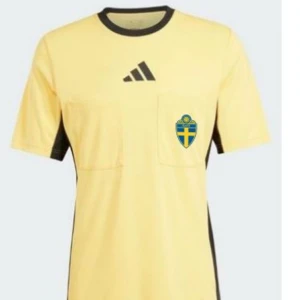 Domare  - En helt ny domartröja XL