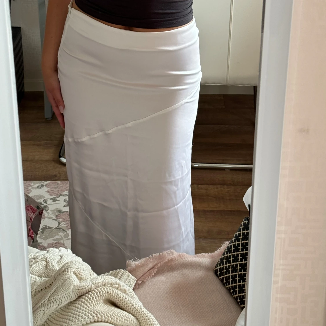 Satinkjol från NAKD - 91