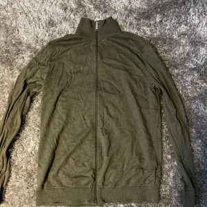 Zip up tröja  - Nästan oanvänd storlek M 