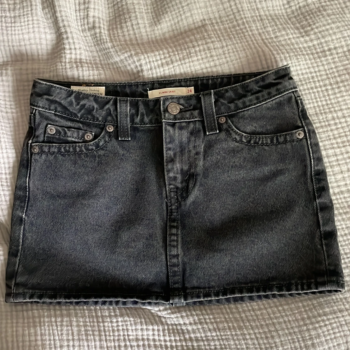 Levi’s mini skirt