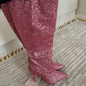 Stövlar  - Jättefina och oanvända. 