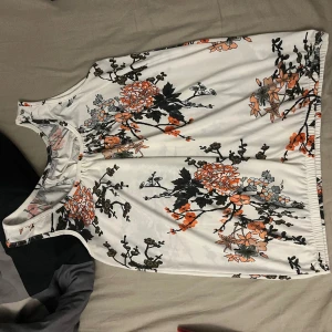 Blommigt linne - Använt en gång