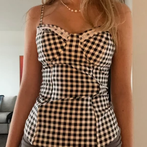 Rutig korsett  - Fin korsett 