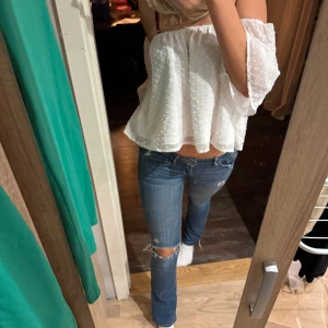 Söt blus - Jättesöt blus som jag köpte på vinted! Aldrig använd, därför jag säljer den! Bra skick och inga defekter!