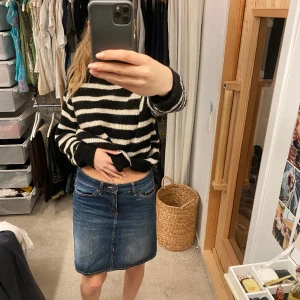 Jeanskjol  - Storlek 36 från Hm, skitsnygg tvätt