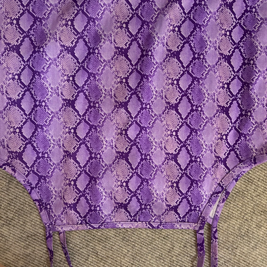 Lila djurmönstrat linne - 90