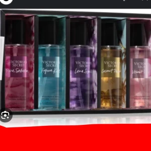Victoria’s secret  - Har en massa parfymer från victoria secret som jag inte använder, skriv om ni vill veta mer om pris osv 🫶🏼 (alla är endast öppnade och testade en gång)