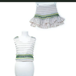 Sommar Set  - Så fint set att ha i sommar, köpt på Sellpy tyvärr för litet för mig❤️så unikt och fint 