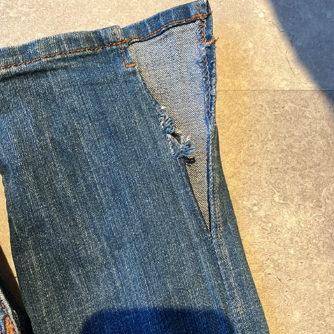 Jag har ett par LTB jeans i storlek 25 till försäljning. De är lågmidjade och riktigt snygga!💓 - 91