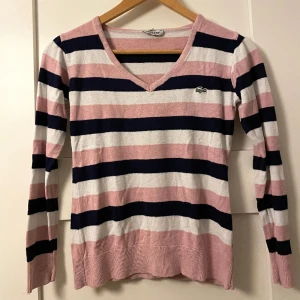 Lacoste tröja - Sååå fin långarmad Lacoste tröja! Finns inga defekter.