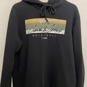 Jack & Jones hoodie / huvtröja - Storlek: L. 