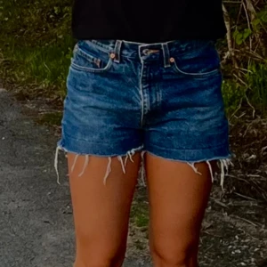 Levis jeansshorts  - Mörkblå Levis