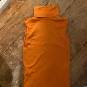 Orange kortärmad polo tröja - Söt topp