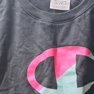 T-shirt - T-shirt, ny