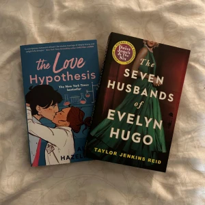 Böcker - Love Hypothesis och the seven husbands of Evelyn Hugo