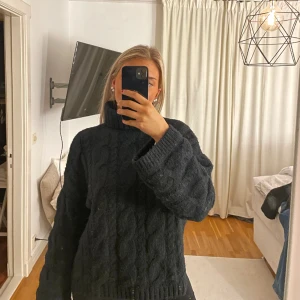 Stickad tröja  - Stickad tröja från bikbok i storlek s 💕 150kr + frakt 