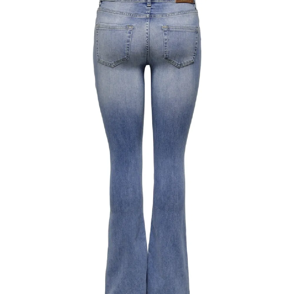 Säljer nu dessa jeans från only. Har råkat köpa två likadana.. Jeans & Byxor.