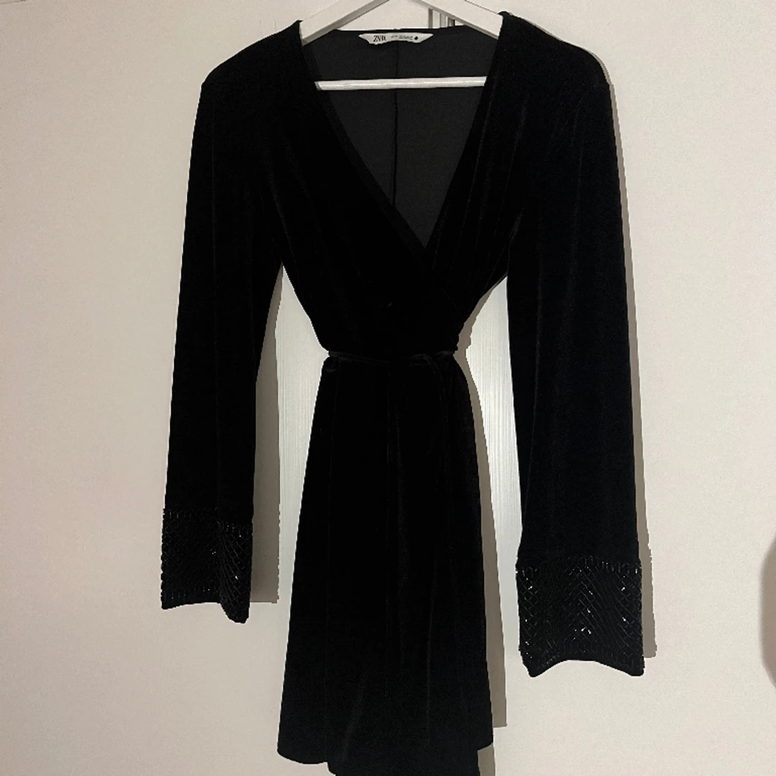 Klänning i sammet, zara