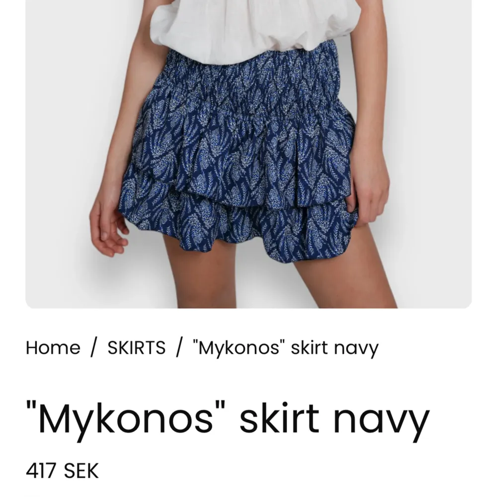 Så snygg meet me there kjol i ”Mykonos” navy. Nyskick, endast testad och tyvärr för stor för mig. Sommar💕 Säljer inte under 370 då helt ny, möts upp i Stockholm 💗. Kjolar.