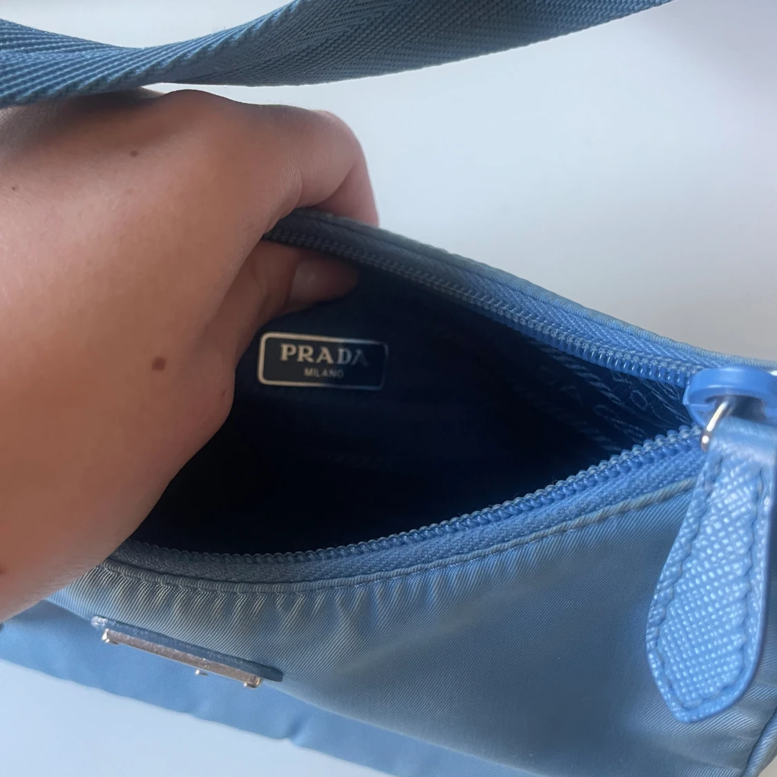 Prada re-edition 2000 - 91