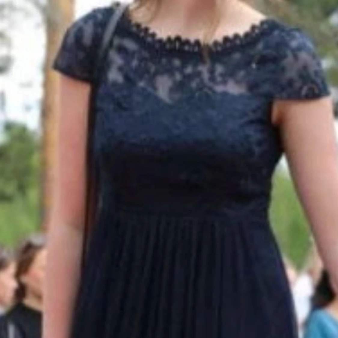 Mörkblå klänning - 93