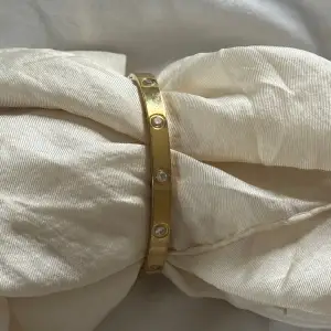 Guld armband från Raglady! Super fint💞