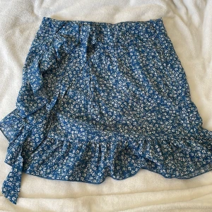 Kjol - Aldrig använd 