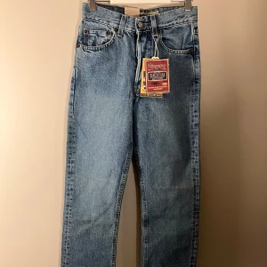 Helt nya jeans från Crocker  - Helt nya. För små för mig. Storlek 26/30.