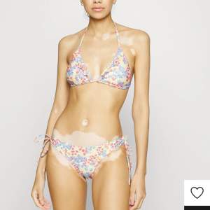 Jättefin bikini från beck söndergaard. Köpt för 700, säljer för 300!! 