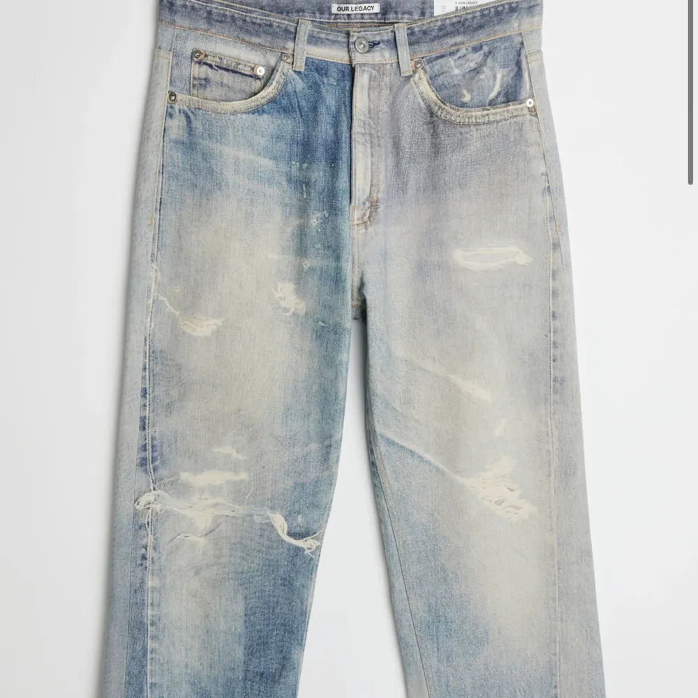 Söker dessa 2 jeansen från our legacy. I storlek 28 eller 29. Jeans & Byxor.