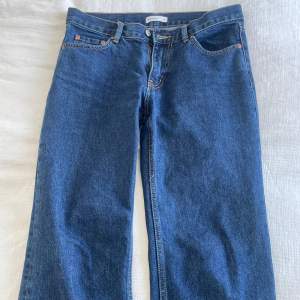 Jeans från Gina. Nypris 500kr