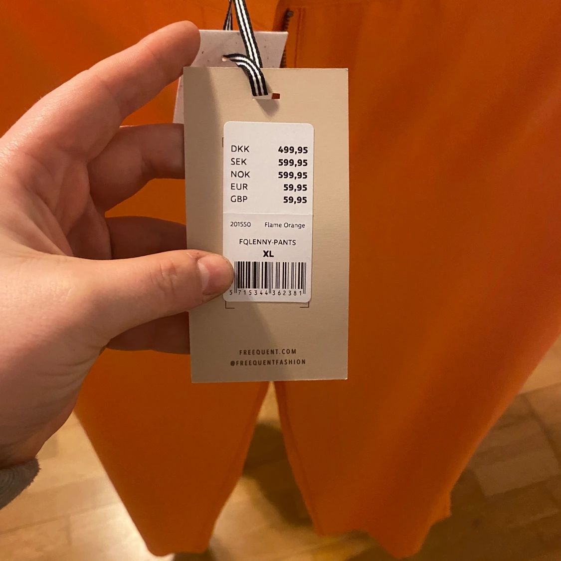 Oranga kostymbyxor  - 90