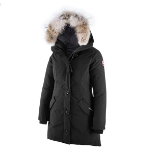 Canada Goose  - Säljer min canada jacka pga att den inte andväns längre, mer frågor dm!