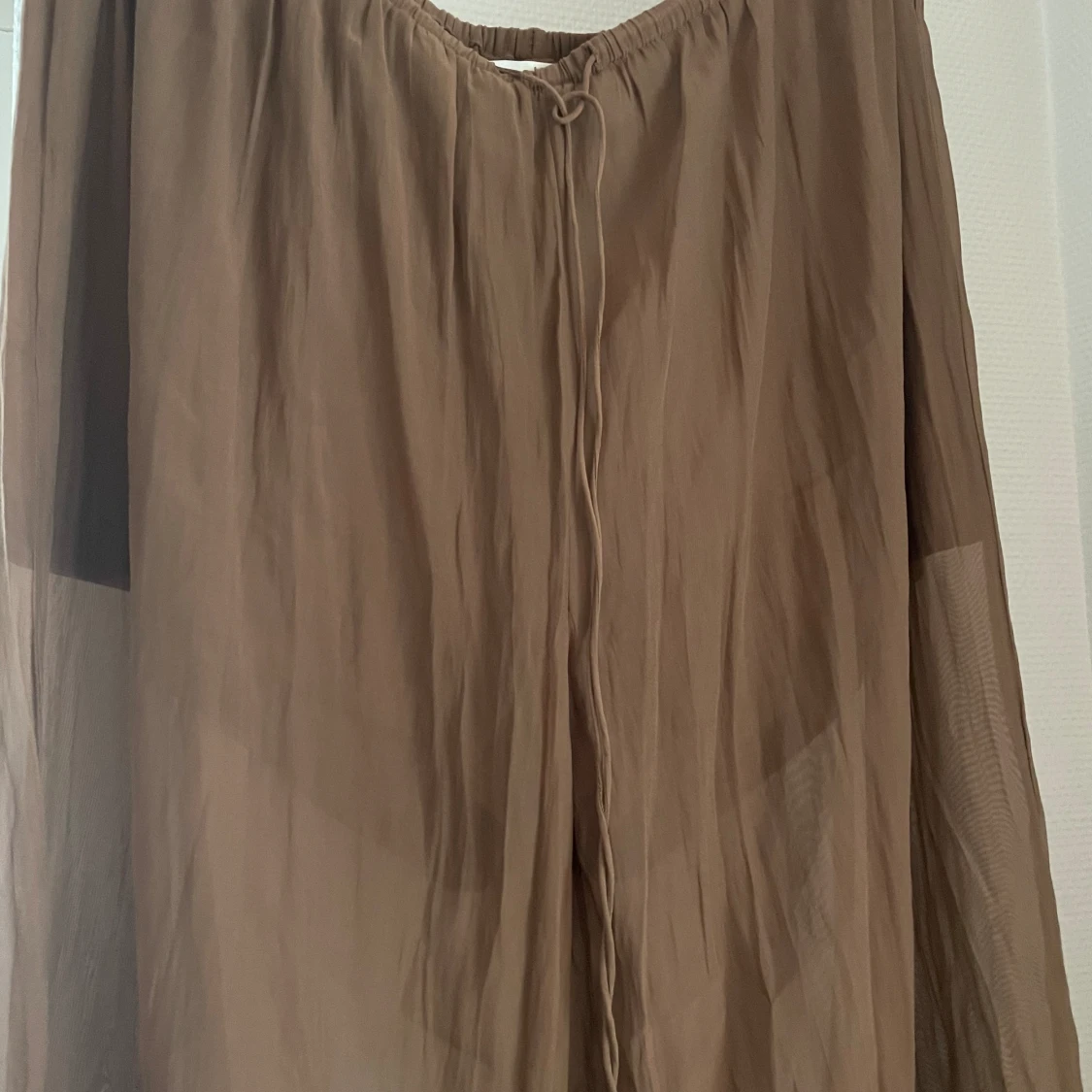 NYA! Tunna genomskinliga byxor strl XL - 90