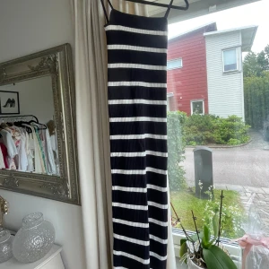 Randig långklänning  - Från zara så fin 