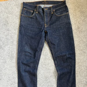 Nudie Jeans Grim Tim - Nudie Jeans Grim Tim  Storlek - W32 L32 Skick - 9/10