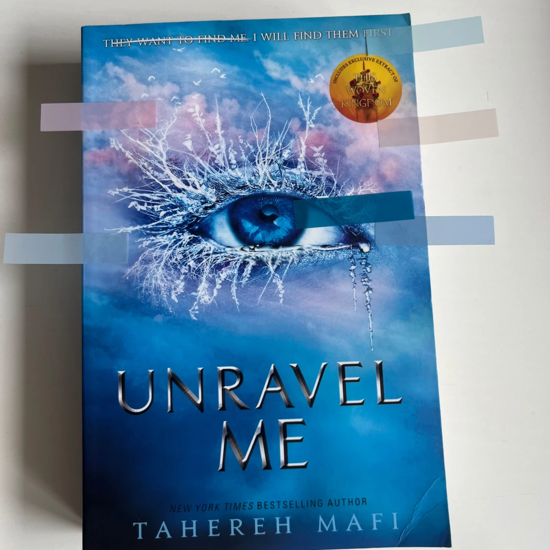 Shatter me series+tabs.  - 92