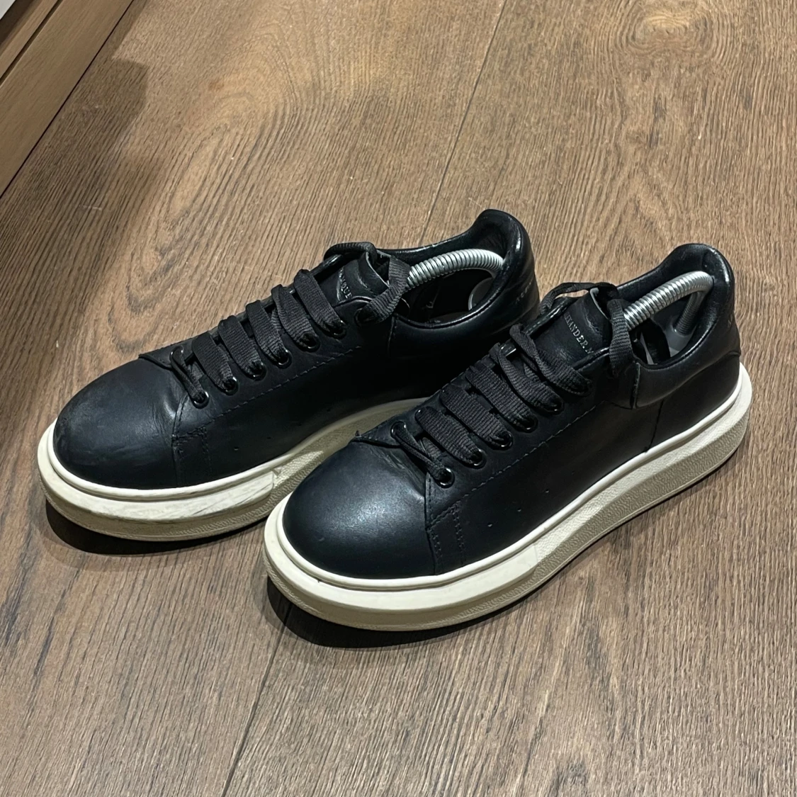 ALEXANDER MQUEEN SNEAKERS - 90