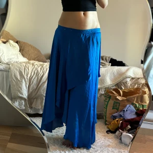 långkjol siden - fint skick