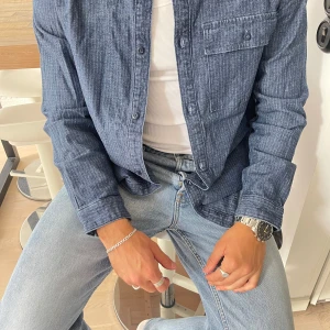 Overshirt - Aldrig använd 