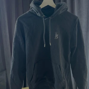 Margaux Dietz hoodie - Nästa helt oanvänd alltså i bra skick, mysig😍Margaux Dietz egna märke!