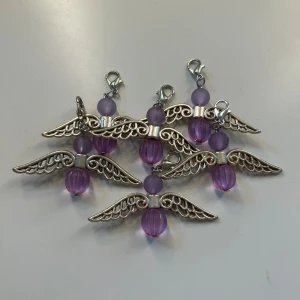 Lykoänglar  - Lykoänglar till häst eller annat djur, 20 kronor styck. 