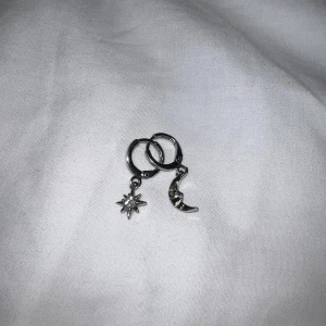 Örhängen  - Aldrig använt 