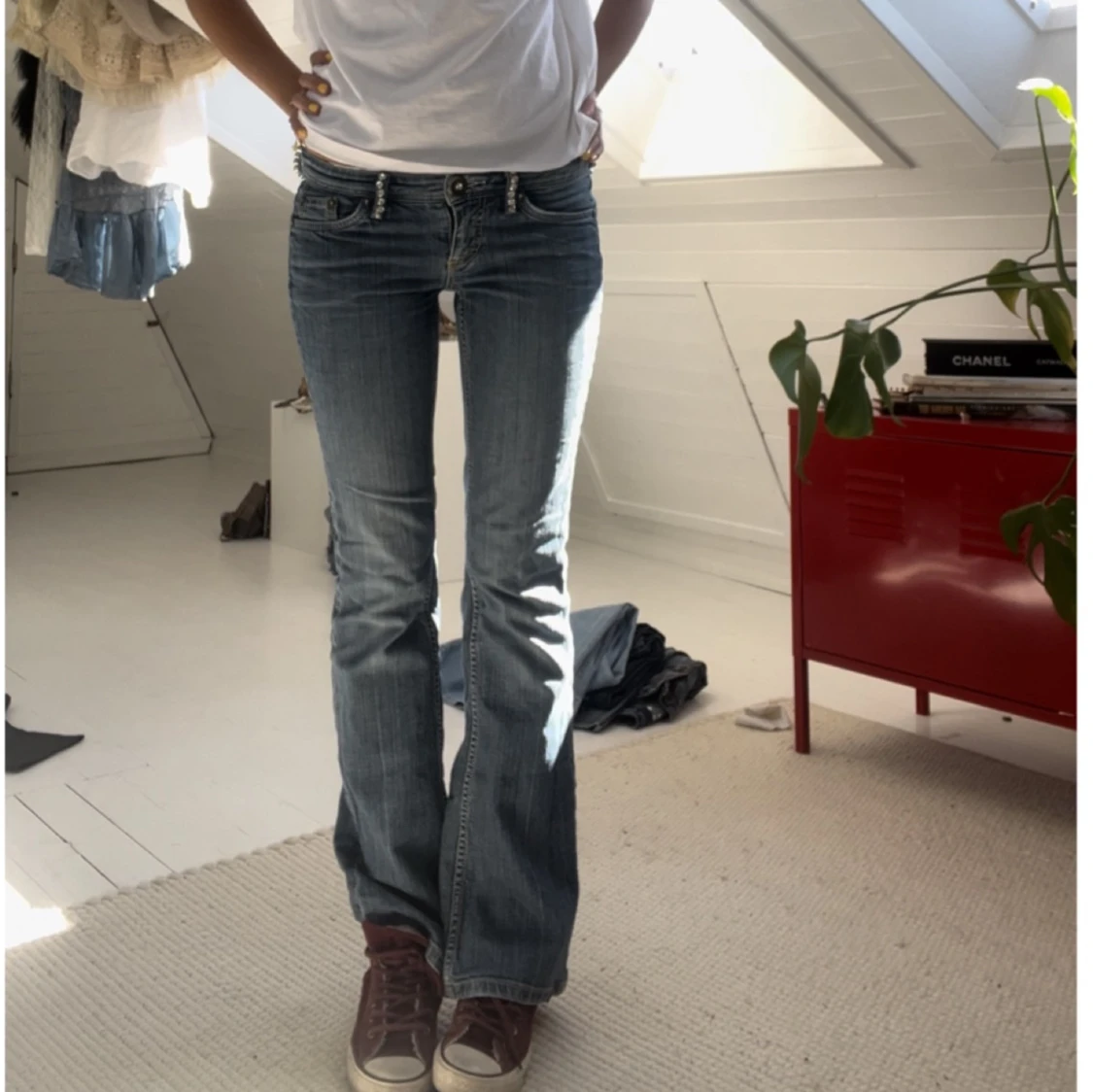 Coola jeans med diamanter  - 90