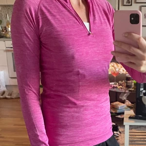 Träningströja Panos Emporio stl XS - Fin rosa långärmad träningströja stl XS