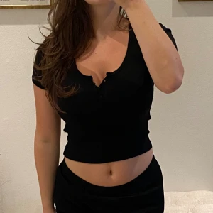 Topp - Endast använd ett fåtal gånger. Pris går att diskuteras, det är bara att höra av sig🥰